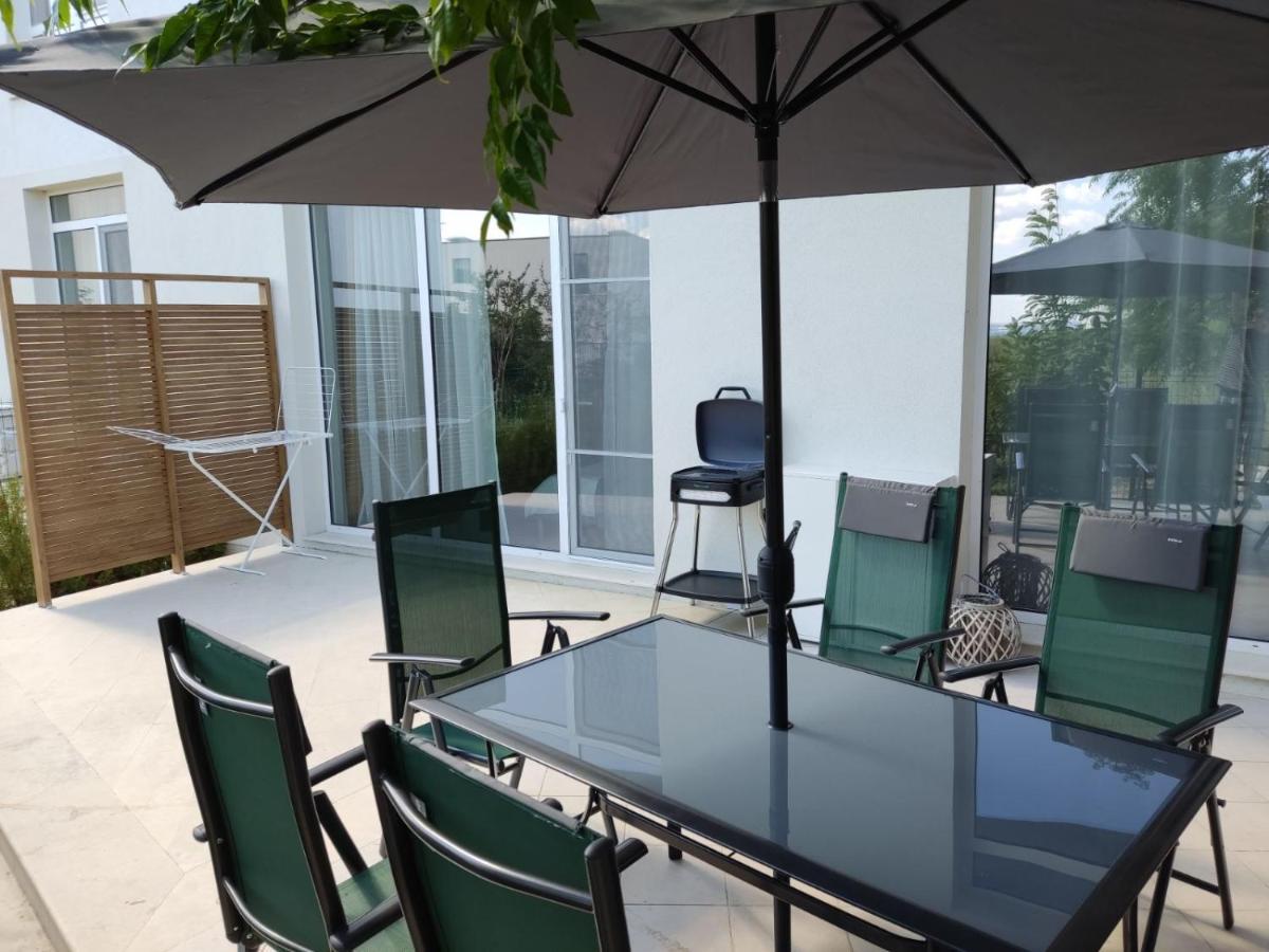 Las Brisas Garden Apartment Burgas Zewnętrze zdjęcie